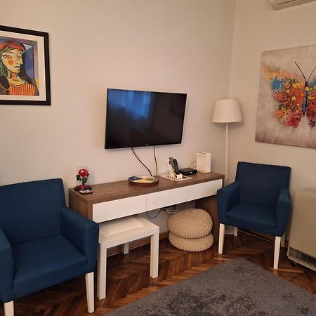 Apartman Jovana 2 Belgrado Esterno foto